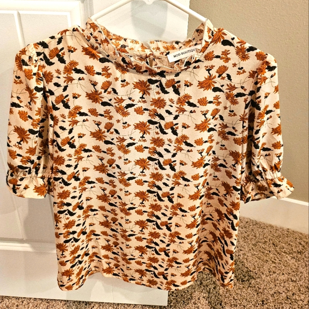 Mod Boutique Floral Women's Top - Cream and Orange